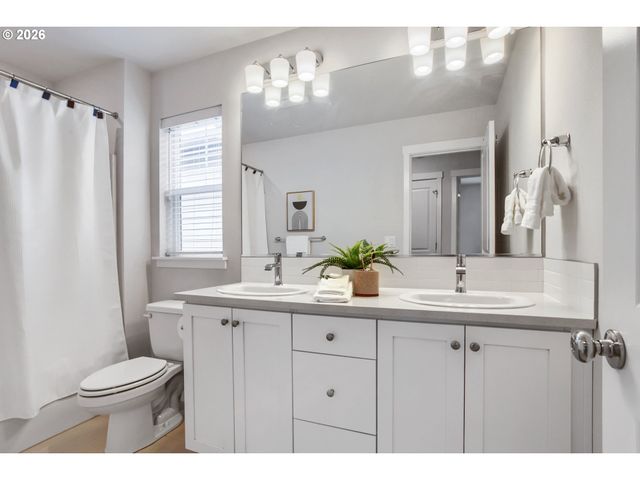 7172 Nw BOUNTIFUL Ter, Portland, OR 97229