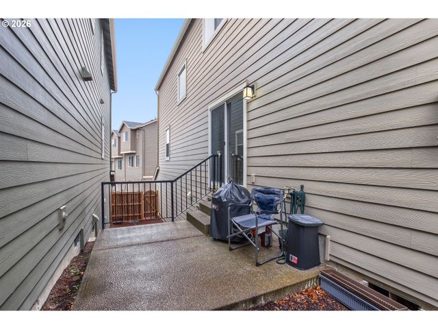 7172 Nw BOUNTIFUL Ter, Portland, OR 97229