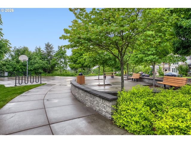 7172 Nw BOUNTIFUL Ter, Portland, OR 97229