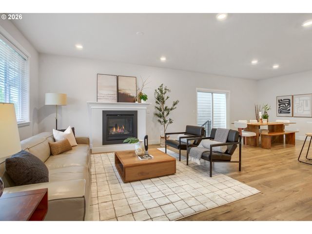 7172 Nw BOUNTIFUL Ter, Portland, OR 97229
