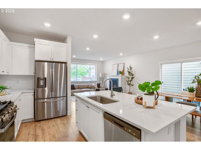 7172 Nw BOUNTIFUL Ter, Portland, OR 97229