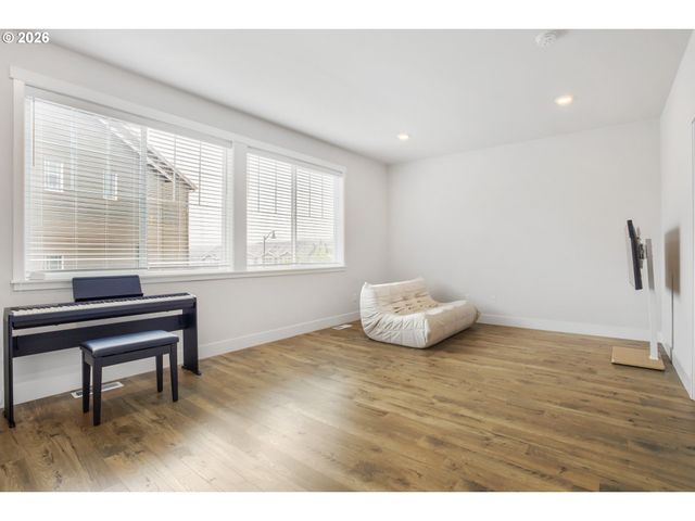7172 Nw BOUNTIFUL Ter, Portland, OR 97229