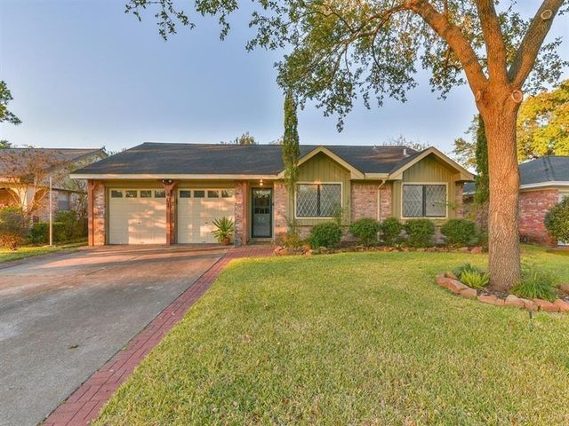 401 Reta Drive, Deer Park, TX 77536