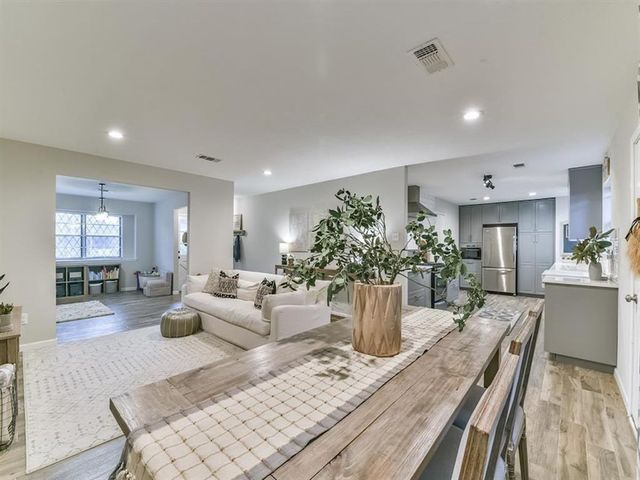 401 Reta Drive, Deer Park, TX 77536