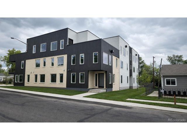 1576 Kendall St, Lakewood, CO 80214