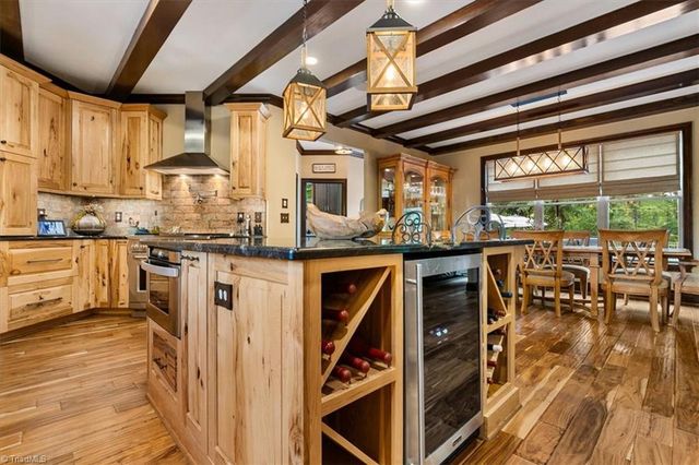 7371 Hidden View Drive, Oak Ridge, NC 27310