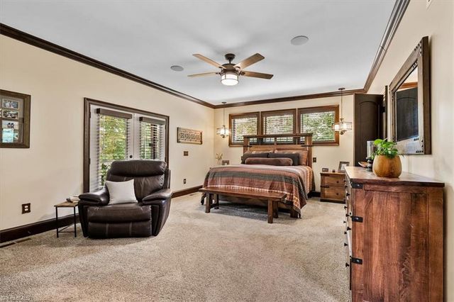 7371 Hidden View Drive, Oak Ridge, NC 27310