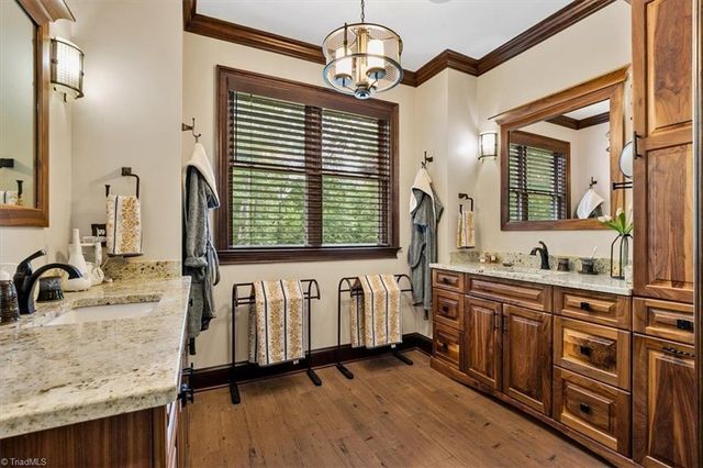 7371 Hidden View Drive, Oak Ridge, NC 27310