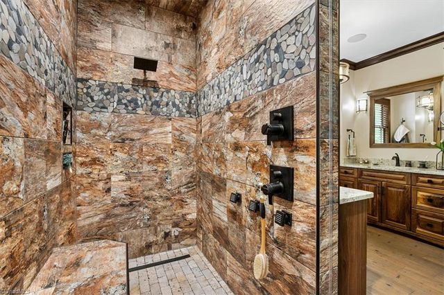 7371 Hidden View Drive, Oak Ridge, NC 27310