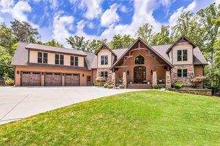 7371 Hidden View Drive, Oak Ridge, NC 27310