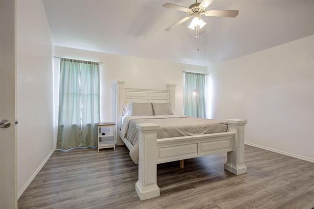612 Cavecreek Street, Norman, OK 73071