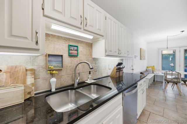 8105 S 74th East Avenue, Tulsa, OK 74133