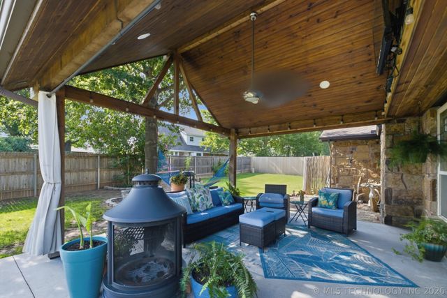 8105 S 74th East Avenue, Tulsa, OK 74133