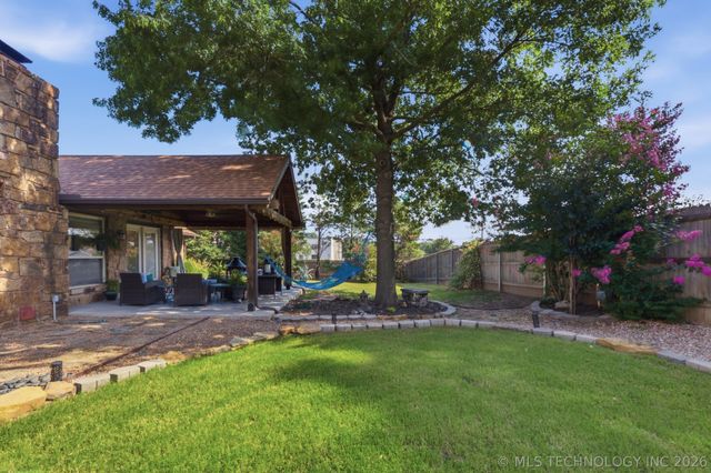 8105 S 74th East Avenue, Tulsa, OK 74133