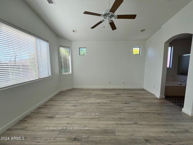 11985 W ASHBY Drive W, Peoria, AZ 85383