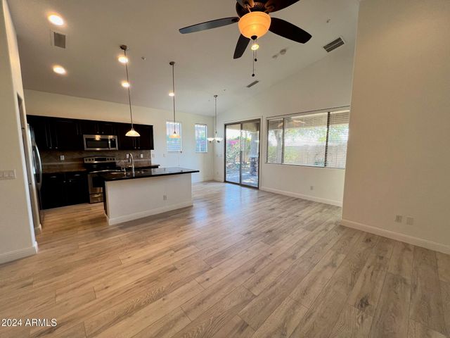 11985 W ASHBY Drive W, Peoria, AZ 85383