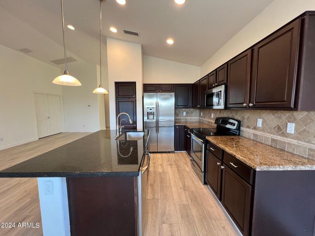 11985 W ASHBY Drive W, Peoria, AZ 85383