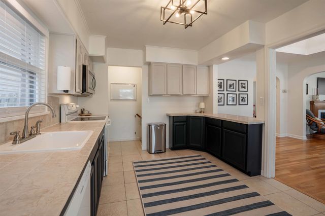 1110 E 19th Ave, Spokane, WA 99203