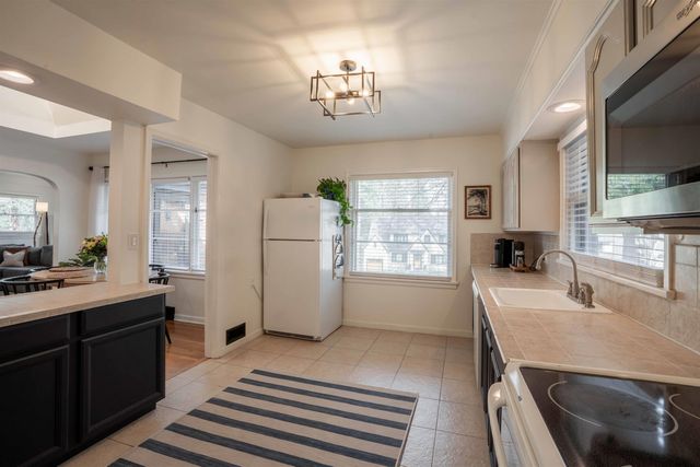 1110 E 19th Ave, Spokane, WA 99203