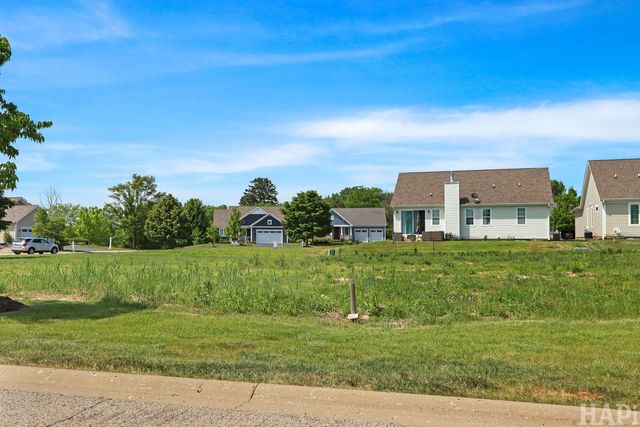 40445 N South Newport Drive, Antioch, IL 60002