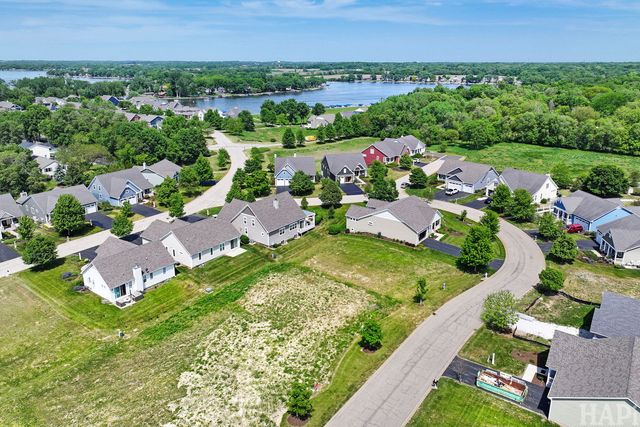 40445 N South Newport Drive, Antioch, IL 60002