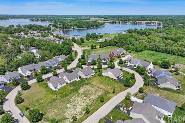 40445 N South Newport Drive, Antioch, IL 60002