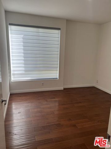 500 S Berendo Street 210, Los Angeles, CA 90020