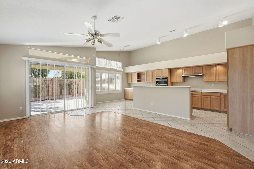 20117 N 110TH Avenue, Peoria, AZ 85373 — photo 3