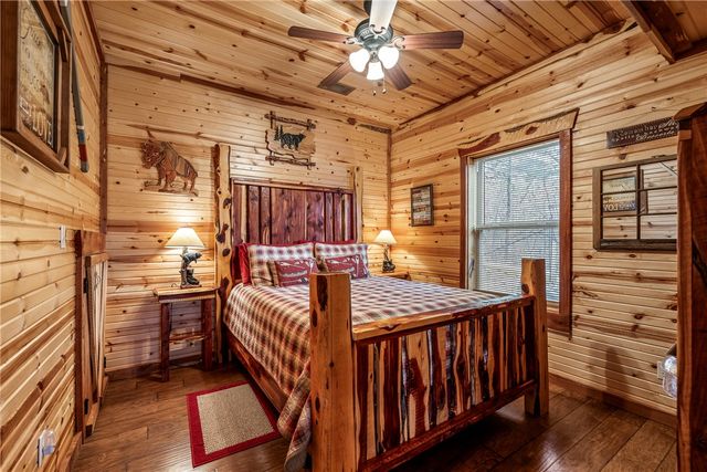 155 - 157 County Road 210, Eureka Springs, AR 72632