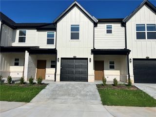 1715 Cuppett Circle, Pea Ridge, AR 72751