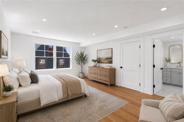 6 Sharon Court, Newport, RI 02840