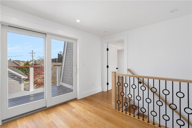 6 Sharon Court, Newport, RI 02840