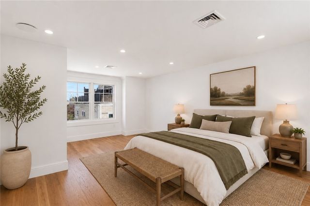 6 Sharon Court, Newport, RI 02840