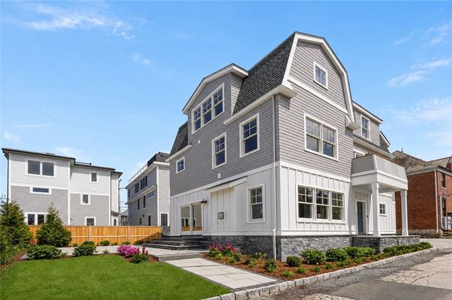 6 Sharon Court, Newport, RI 02840