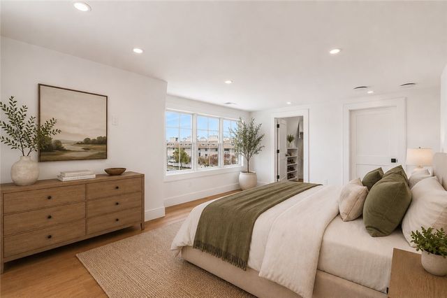 6 Sharon Court, Newport, RI 02840