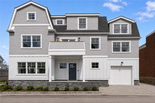 6 Sharon Court, Newport, RI 02840