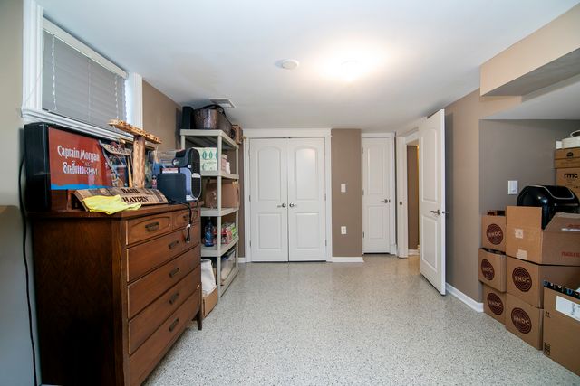 1002 Warner Avenue, Lemont, IL 60439