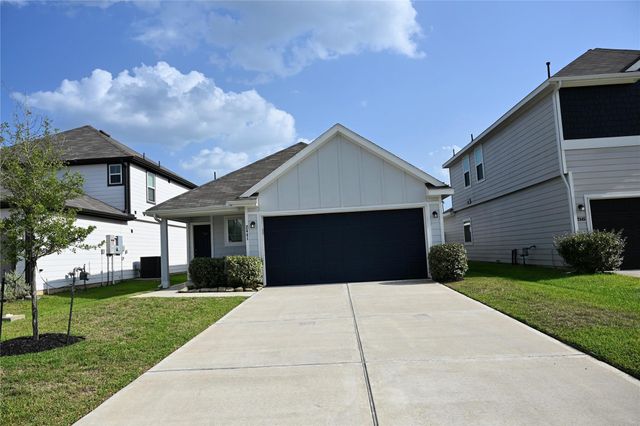 2441 Shellcracker Drive, Conroe, TX 77384