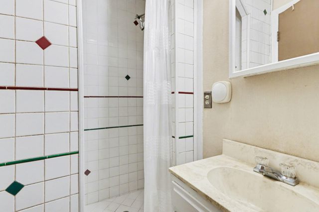 117 N 30th Street N, Battle Creek City, MI 49015