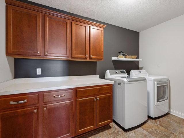 9785 Emerson Court, Eden Prairie, MN 55347