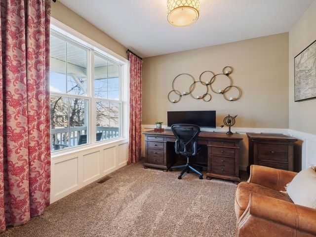 9785 Emerson Court, Eden Prairie, MN 55347