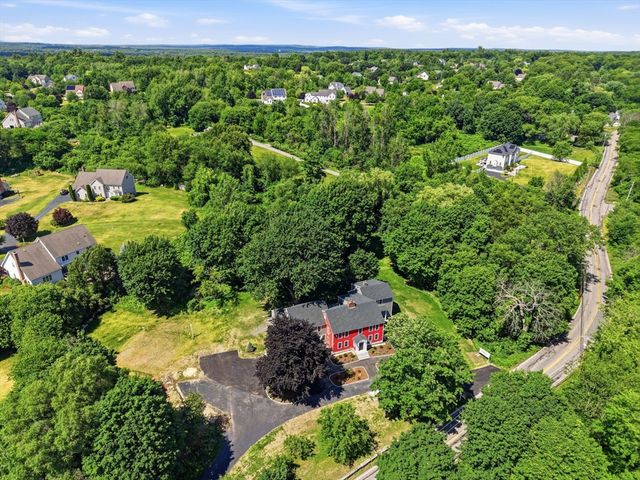 164 Main St A, Westford, MA 01886