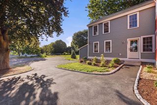 164 Main St A, Westford, MA 01886