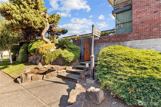 601 S Jackson Avenue, Tacoma, WA 98465