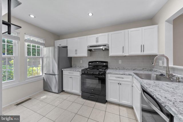 14246 LONG GREEN DR, Silver Spring, MD 20906