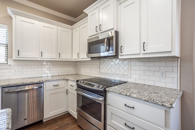 2008 Stanford Drive, Gainesville, TX 76240