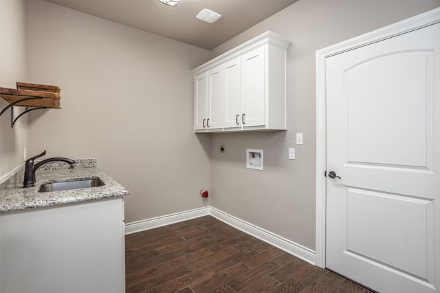 2008 Stanford Drive, Gainesville, TX 76240