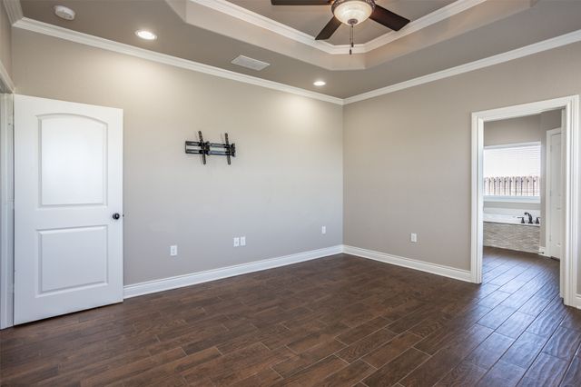 2008 Stanford Drive, Gainesville, TX 76240