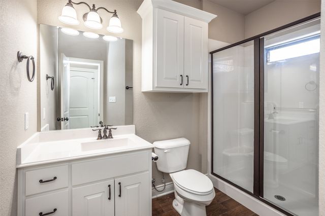 2008 Stanford Drive, Gainesville, TX 76240