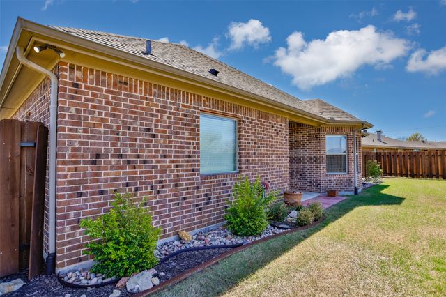 2008 Stanford Drive, Gainesville, TX 76240
